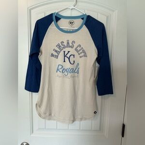 NWT 47Brand Kansas City Royals Womens Long Sleeve Arch Script Raglan Shirt Small
